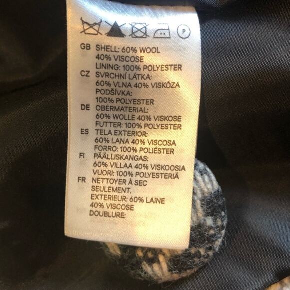 H & M wool plaid jacket in black white and green - Picture 5 of 6